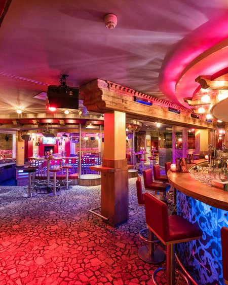 Duty free in Samnaun und Partystimmung Duty free in Samnaun und Partystimmung