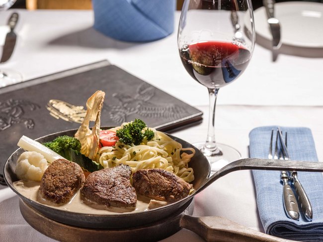 Samnaun Schweiz: Urlaub & Shopping im Bergparadies Samnaun Schweiz: Urlaub & Shopping im Bergparadies