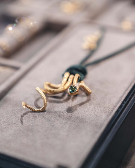 Duty-free perfume & more in Switzerland Duty-free perfume & more in Switzerland